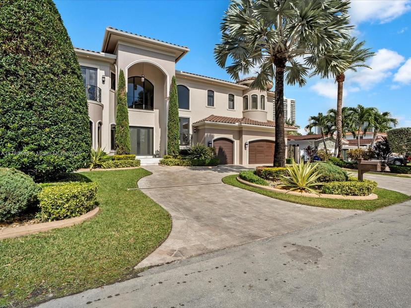 Picture of 3301 NE 170Th St, North Miami Beach FL 33160