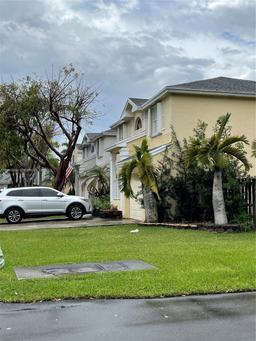 Picture of 11834 SW 100Th Ter, Miami, FL 33186