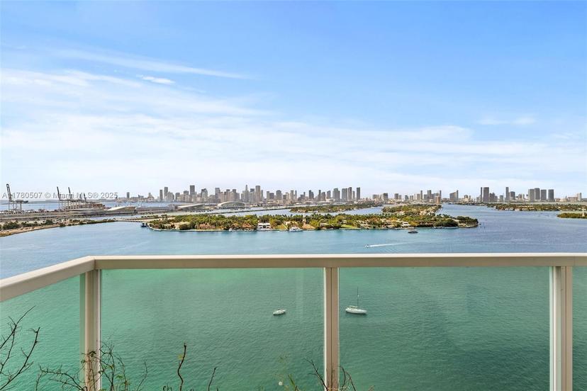 Picture of 650 West Ave # 2511, Miami Beach FL 33139