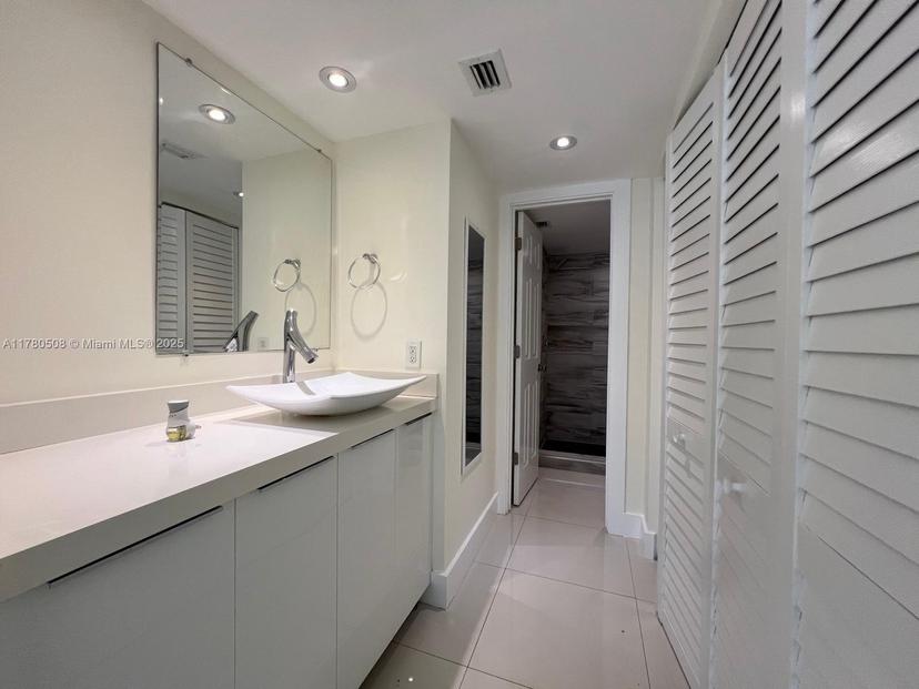 Picture of 8205 SW 152Nd Ave # 000, Miami FL 33193