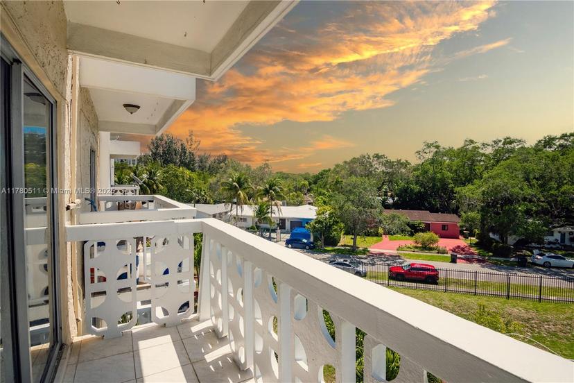 Picture of 1801 NE 140Th St # 306, North Miami FL 33181