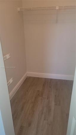 Picture of 6091 NW 61 Avenue # 310, Tamarac, FL 33319