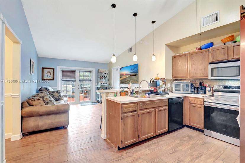 Picture of 5279 W Canal Cir W, Lake Worth FL 33467