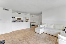 Picture of 15770 SW 106Th Ter # 203, Miami, FL 33196