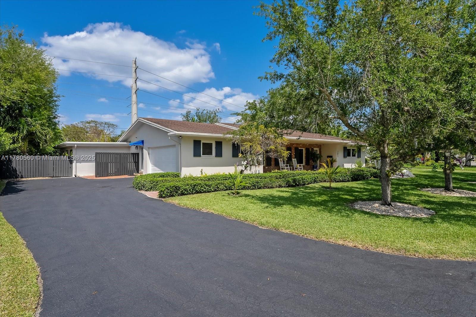 Picture of 7841 SW 141St St, Palmetto Bay, FL 33158