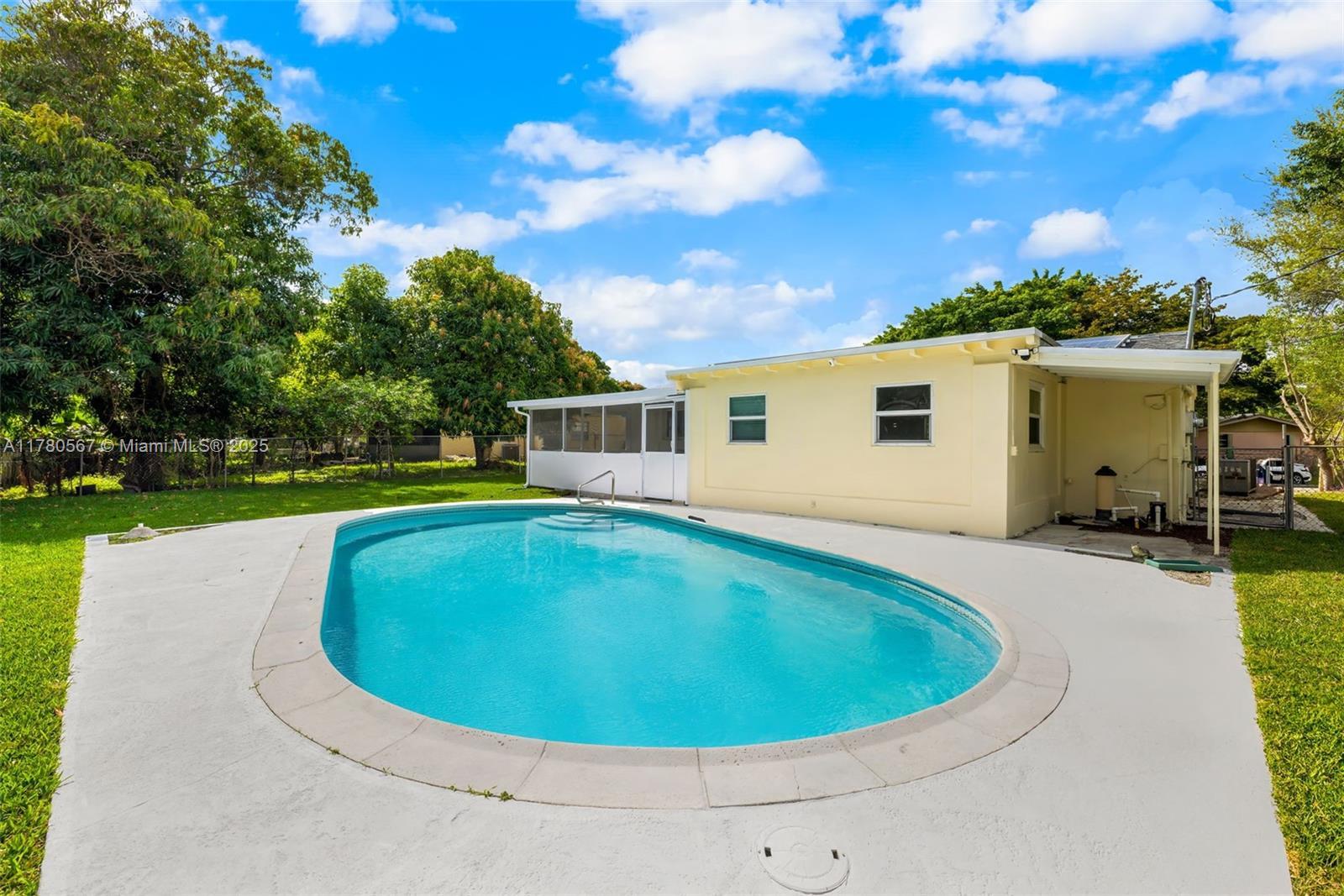 Picture of 2244 SW 47Th Ave, Fort Lauderdale, FL 33317