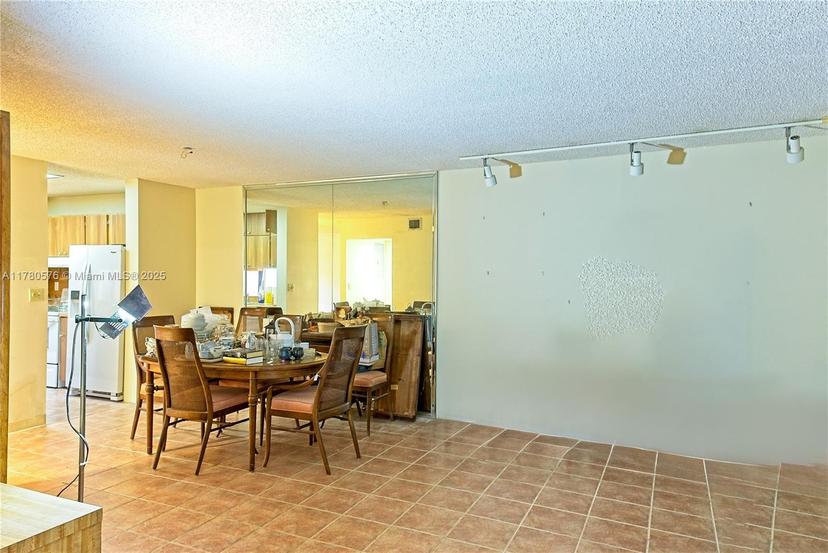 Picture of 10275 Greenhouse Rd, Pembroke Pines FL 33026