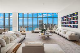Picture of 2900 NE 7Th Ave # 5102, Miami, FL 33137