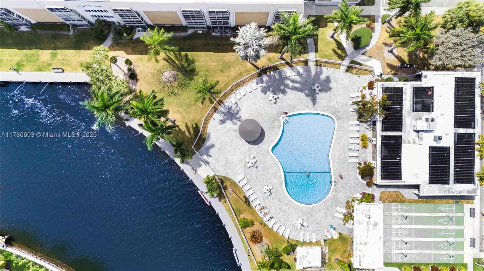Picture of 3000 NE 16Th Ave # 408, Oakland Park, FL 33334