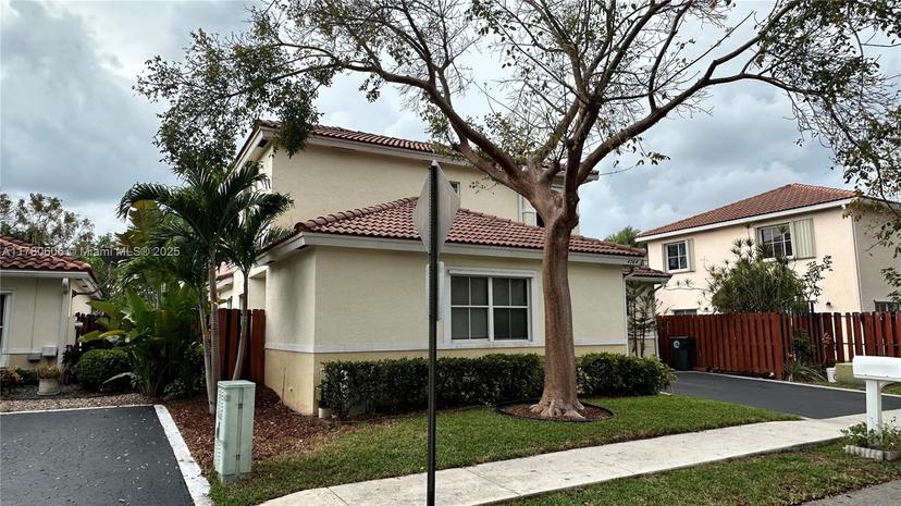 Picture of 4764 NW 6Th Pl, Coconut Creek FL 33063