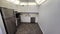 Picture of 4065 N Lyndhurst N # 4065, Deerfield Beach, FL 33442