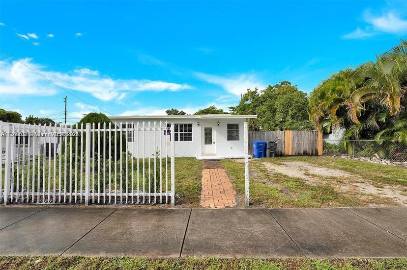 Picture of 3900 SW 47Th Ave, West Park FL 33023
