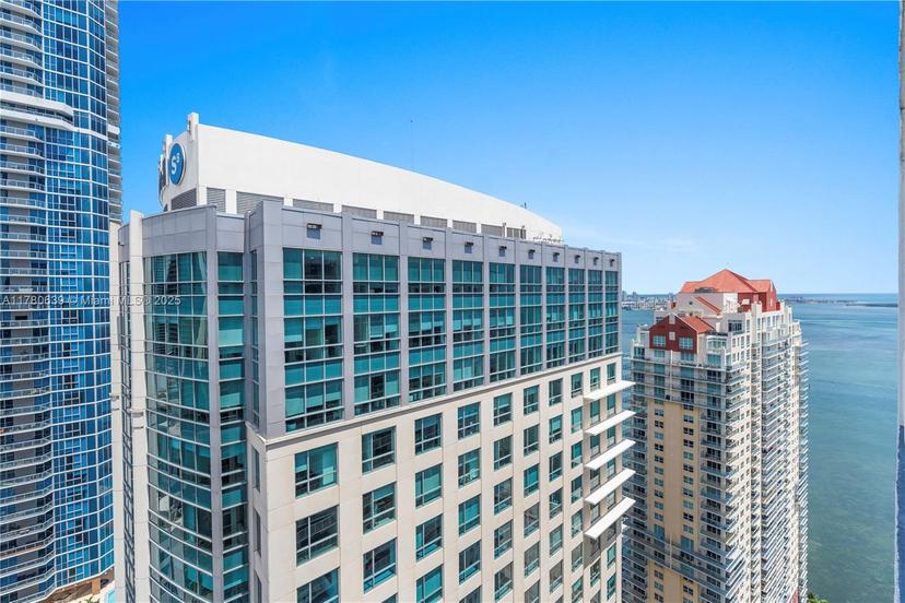 Picture of 1200 Brickell Bay Dr # 4218, Miami FL 33131