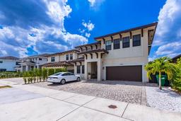 Picture of 2906 SW 150Th Ct, Miami, FL 33185