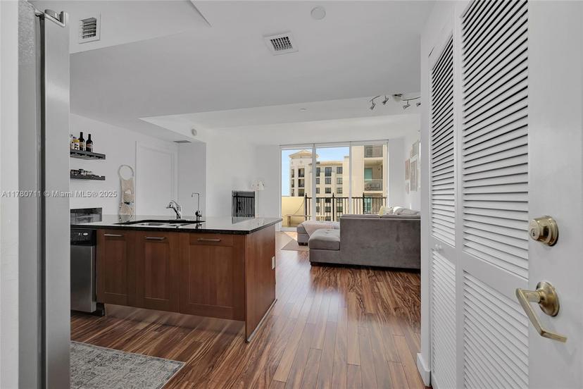 Picture of 4100 Salzedo St # 912, Coral Gables FL 33146