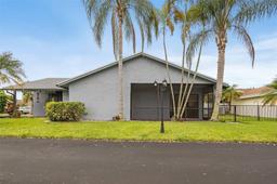 Picture of 971 NW 89Th Ave, Plantation, FL 33324