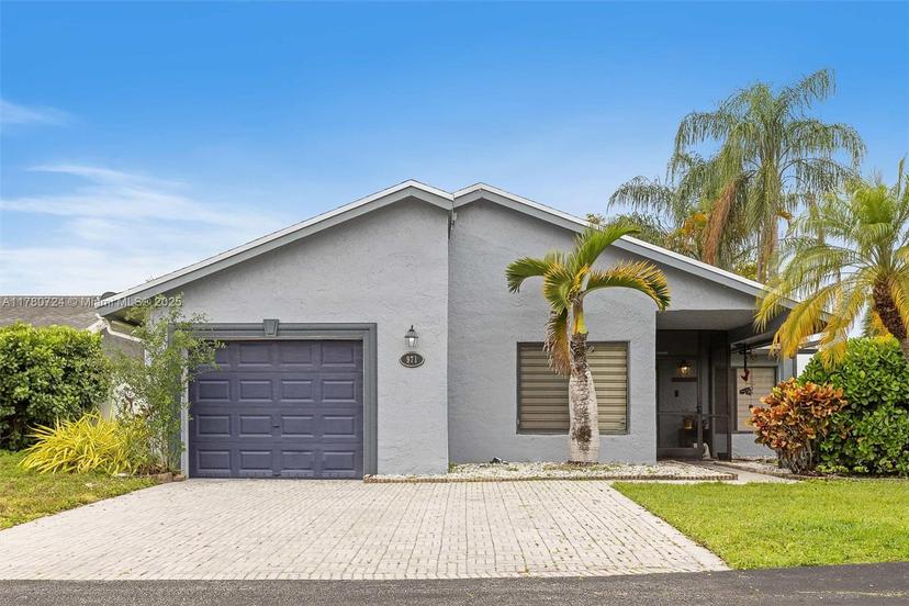 Picture of 971 NW 89Th Ave, Plantation FL 33324