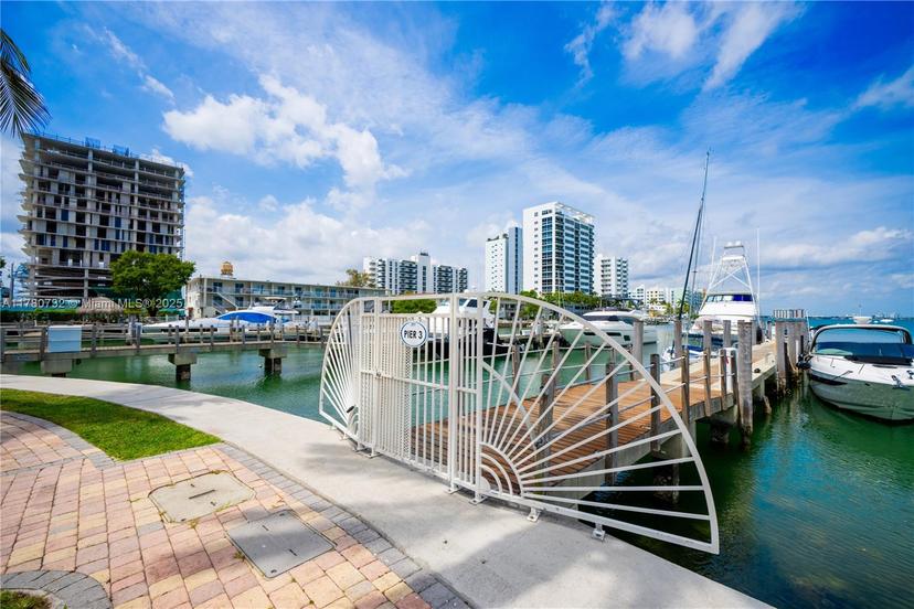 Picture of 7900 Harbor Island Dr # 1026, North Bay Village FL 33141