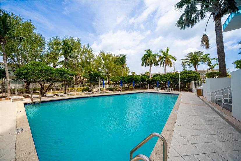Picture of 7900 Harbor Island Dr # 1026, North Bay Village FL 33141