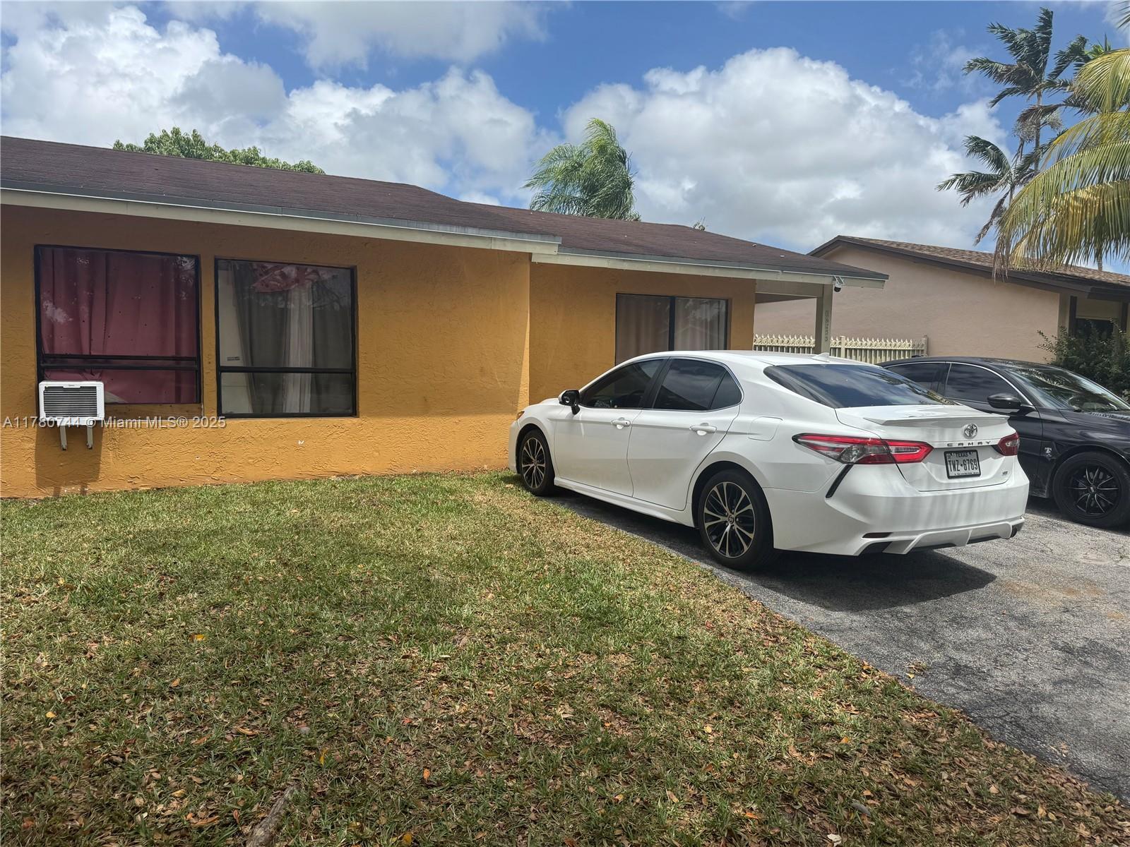 Picture of 16255 SW 303Rd St, Homestead, FL 33033