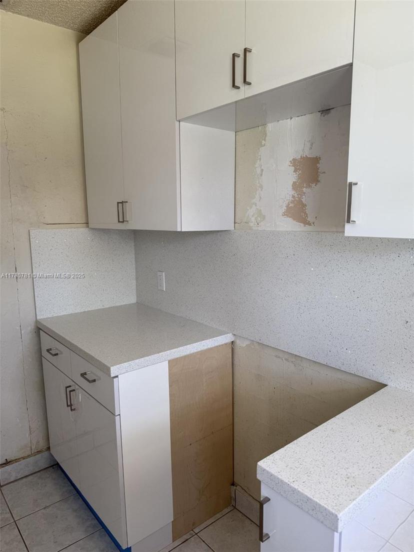 Picture of 741 NE 2Nd Pl, Hialeah FL 33010