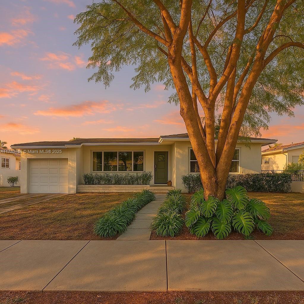 Picture of 23 Santander Ave, Coral Gables, FL 33134