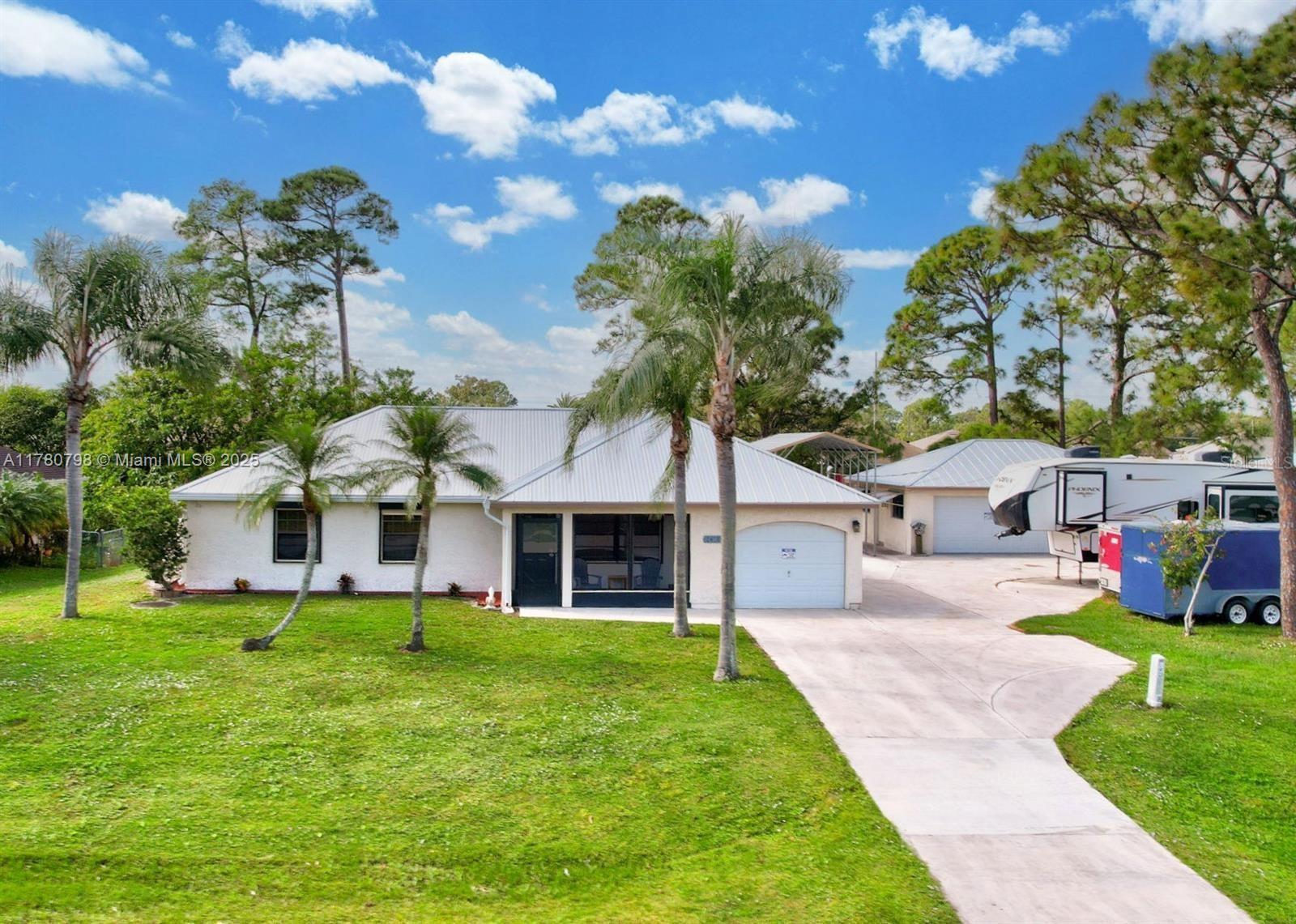 Picture of 2410 SW Bayshore Blvd, Port St. Lucie, FL 34984