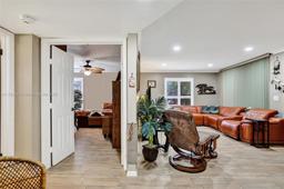Picture of 4144 Carambola Cir S # 2142, Coconut Creek, FL 33066