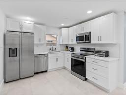 Picture of 5731 SW 54Th Ter, Davie, FL 33314
