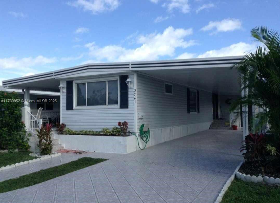 Picture of 2761 SW 48Th Ter, Pembroke Park, FL 33023