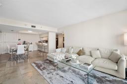 Picture of 650 West Ave # 2104, Miami Beach, FL 33139