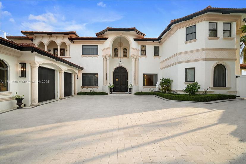 Picture of 3300 NE 171St St, North Miami Beach FL 33160