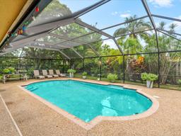 Picture of 16621 Royal Poinciana Ct, Weston, FL 33326