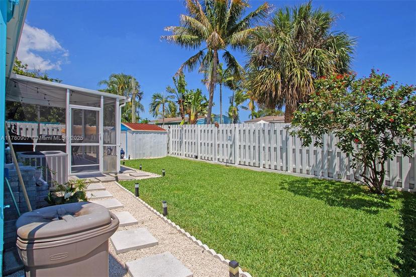 Picture of 5424 NE 3Rd Ter, Oakland Park FL 33334