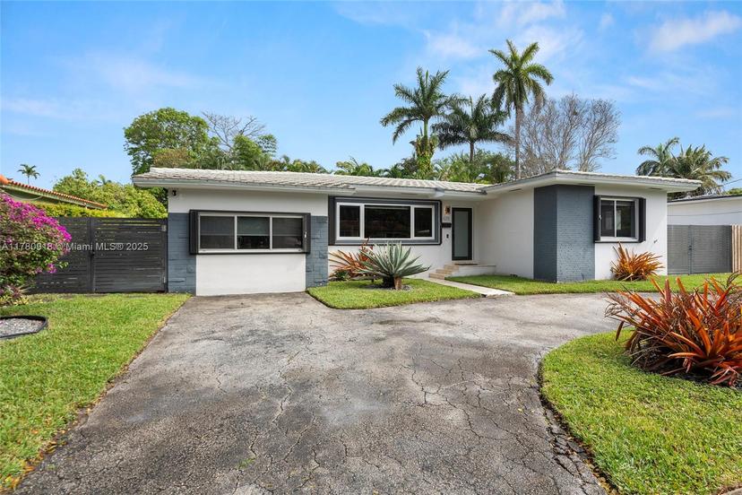 Picture of 425 NE 114Th St, Miami FL 33161