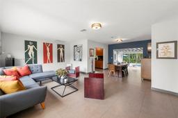 Picture of 425 NE 114Th St, Miami, FL 33161
