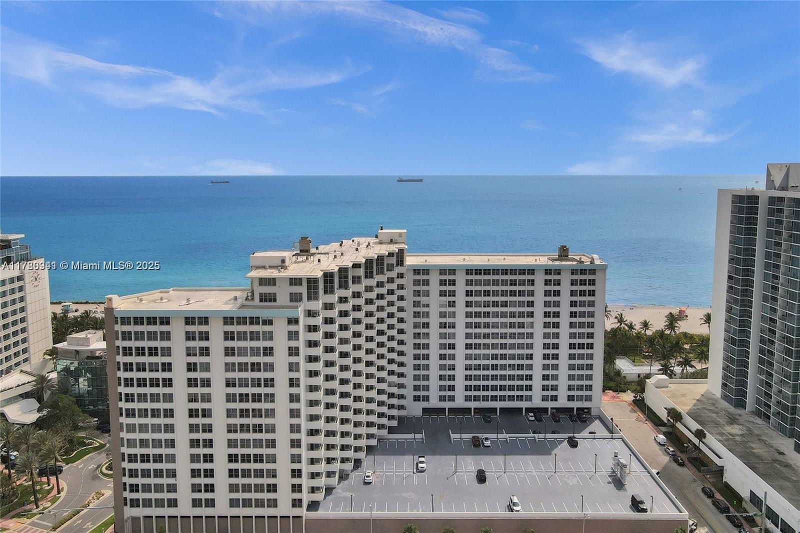 Picture of 2899 Collins Ave # 708, Miami Beach, FL 33140