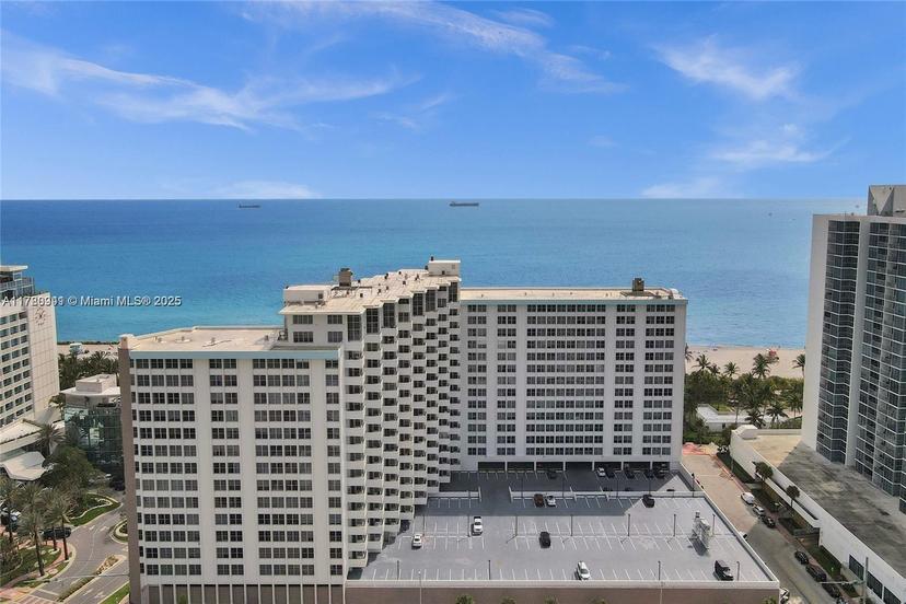 Picture of 2899 Collins Ave # 708, Miami Beach FL 33140