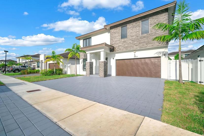 Picture of 23373 SW 107Th Pl, Homestead FL 33032