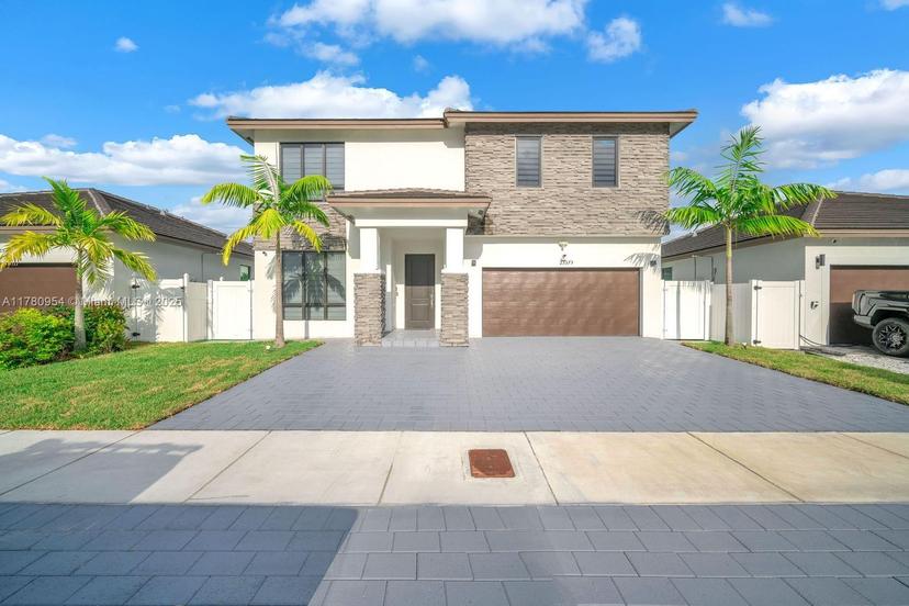 Picture of 23373 SW 107Th Pl, Homestead FL 33032