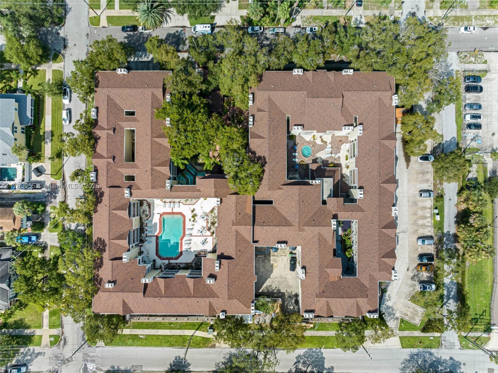 Picture of 1000 W Horatio Street # 114, Other City - In The State Of Florida, FL 33606