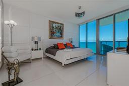 Picture of 17001 Collins Ave # 1507, Sunny Isles Beach, FL 33160