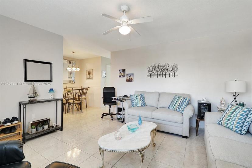 Picture of 16801 NE 13Th Ave # 206, Miami FL 33162