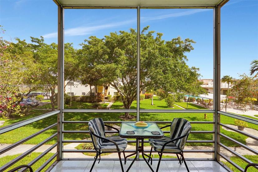 Picture of 16801 NE 13Th Ave # 206, Miami FL 33162