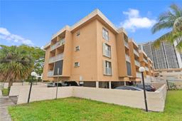 Picture of 17051 NE 35Th Ave # 104, North Miami Beach, FL 33160