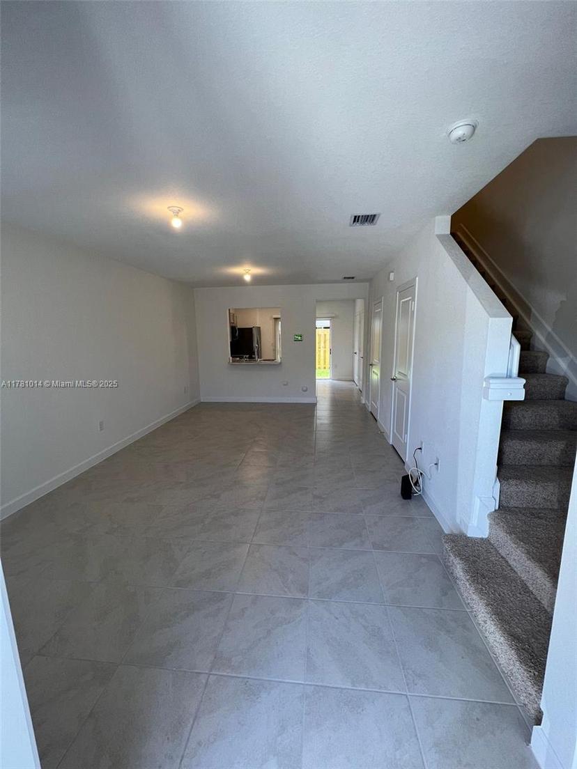 Picture of 484 NE 4Th Ln, Florida City FL 33034