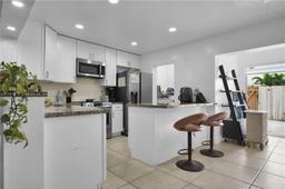 Picture of 13775 SW 84Th St # C, Miami, FL 33183