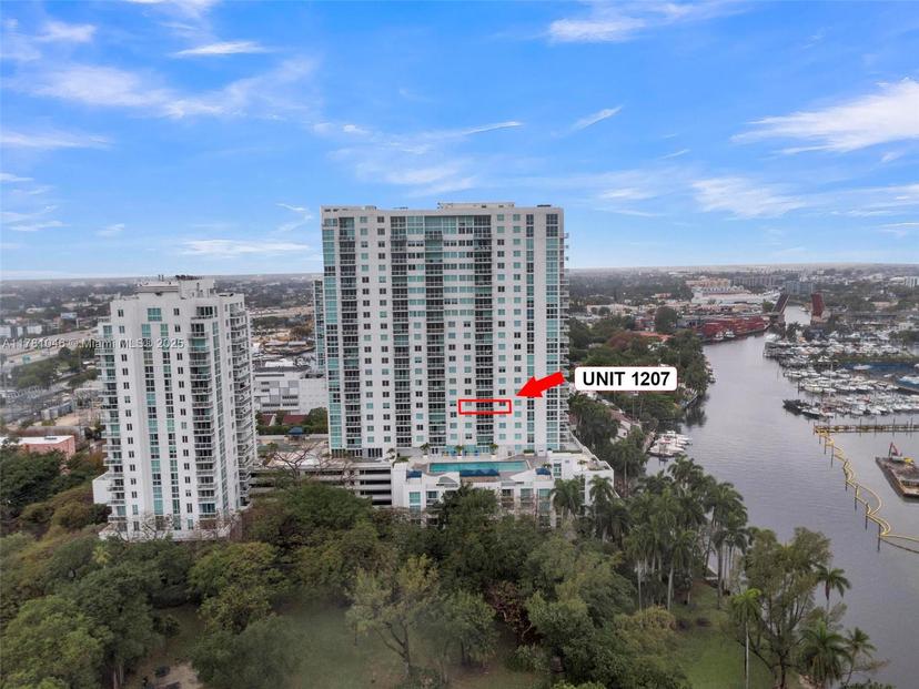 Picture of 1861 NW S River Dr # 1207, Miami FL 33125