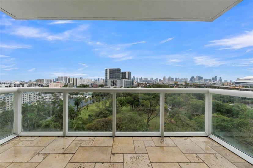 Picture of 1861 NW S River Dr # 1207, Miami FL 33125