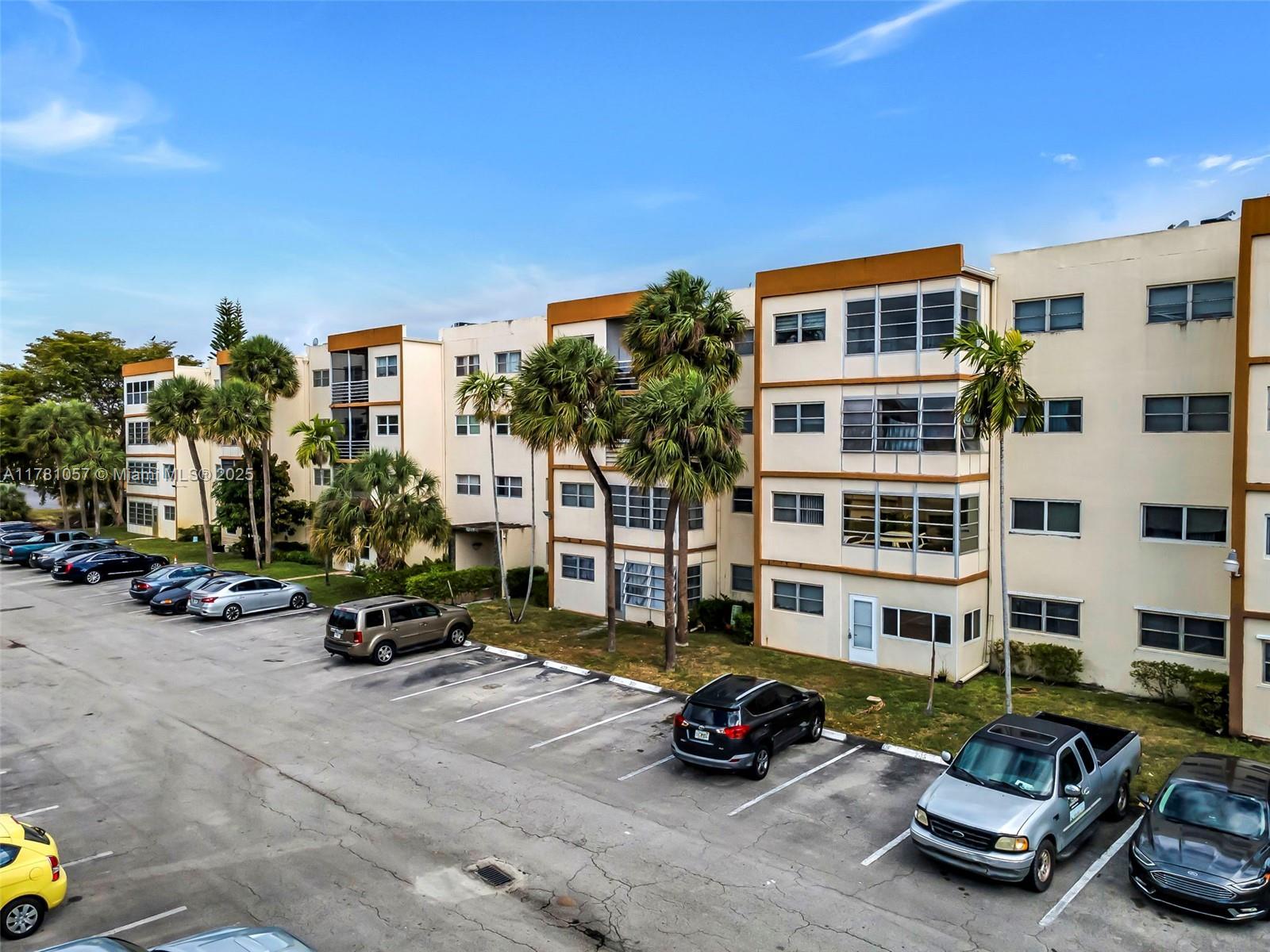Picture of 4040 NW 19Th St # 411, Lauderhill, FL 33313
